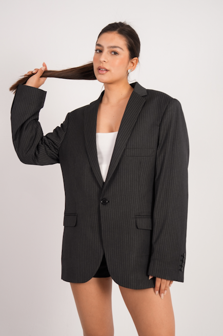 OVERSIZED BLAZER