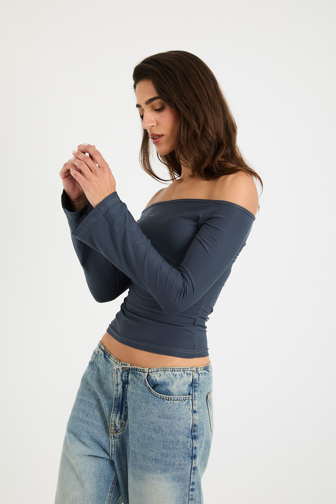 OFF SHOULDER TOP